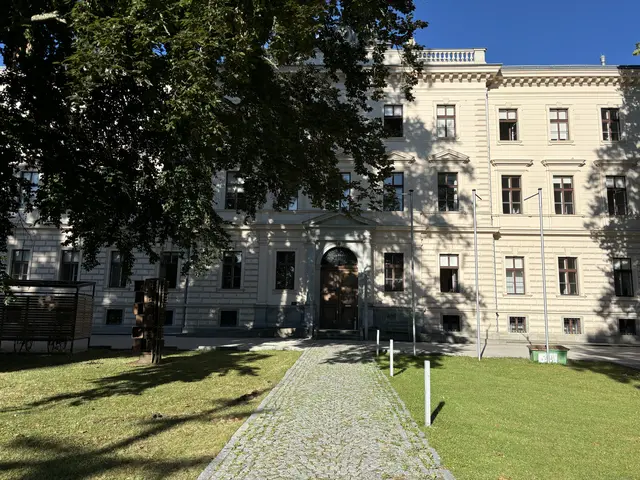Im Falle einer Verurteilung drohen dem Angeklagten sechs Monate bis fünf Jahre Haft. | Foto: MB