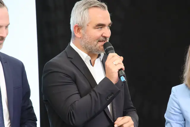 Der burgenländische Verkehrslandesrat Heinrich Dorner. | Foto: Martin Wurglits