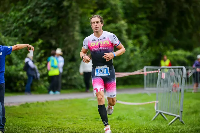 Clemens Enzenhofer ist bestens in Form: Er holte den Sieg beim Linz-Triathlon. | Foto: WAPICS/Andreas Wildoner