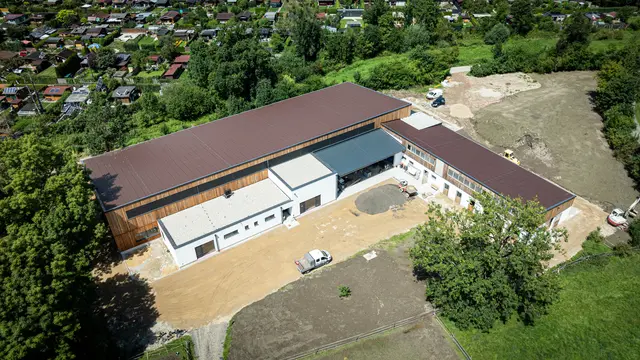 In Braunau entstand mit finanzieller Unterstützung vom Land OÖ, der Stadtgemeinde Braunau und der Sportunion OÖ ein neues Voltigierzentrum. | Foto: SpotOne