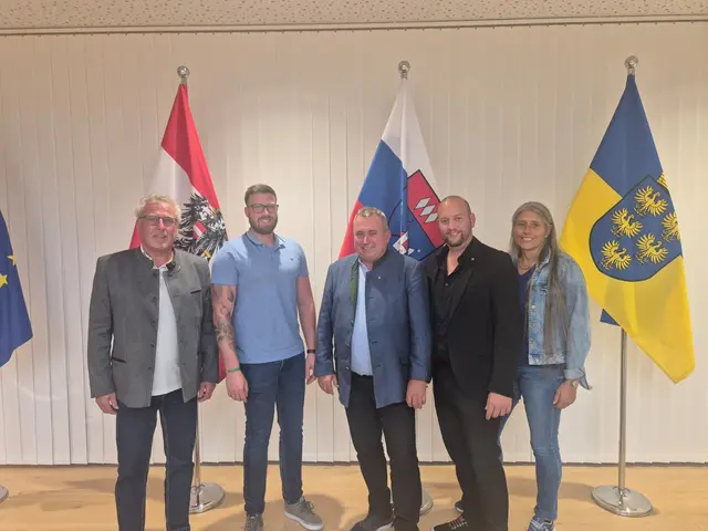 GR Horst Wallner, GR Manuel Czettl, Bürgermeister Bernhard Karnthaler, GGR David Diabl und GGR Sabina Doria. | Foto: Hübl, Gem. Lanzenkirchen