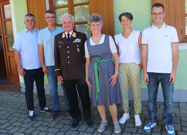Karl und Josefa Wolf mit ihren Kindern Ewald, Christian, Sigrid und Florian | Foto: Edith Ertl