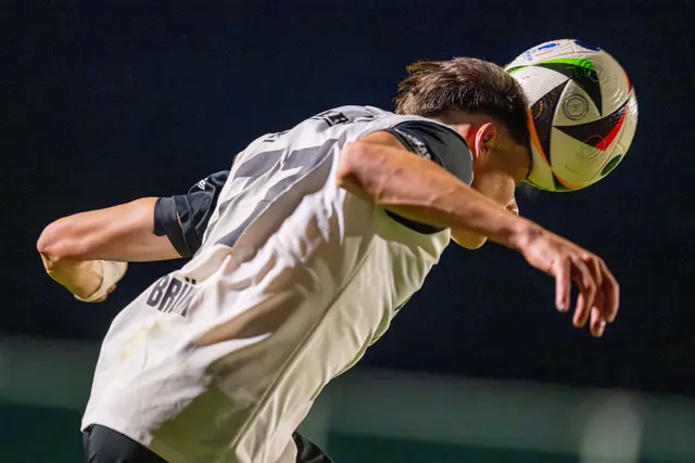 Tristan Bruekk und seine Kollegen siegten daheim gegen Wallern klar mit 3:0. | Foto: GEPA-Pictures