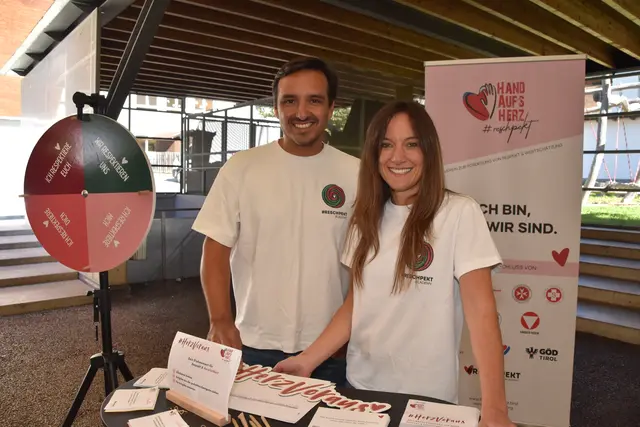 Daniela und Andreas Häkel bieten in ihrer "Reschpekt Academy" in Neustift ergänzende Bildungsangebote für Lehrbetriebe und Berufsschulen. | Foto: Kainz