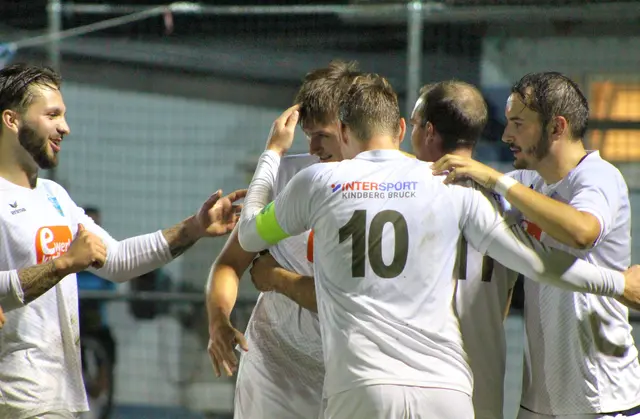 Gegen Liezen jubelten die Kindberger über vier Tore. Am Samstag geht es für die Pitter-Elf zum Derby nach Mürzzuschlag. | Foto: Tom Dormann