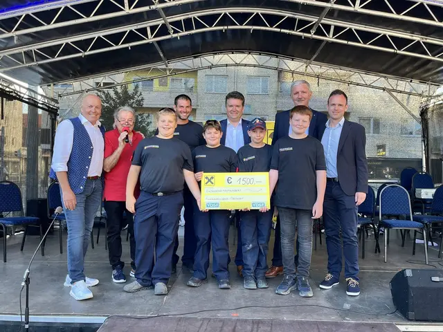 Beim Schmankerltag kamen 1.500 Euro für die Feuerwehrjugend Oberwart zusammen. | Foto: Stadtgemeinde Oberwart