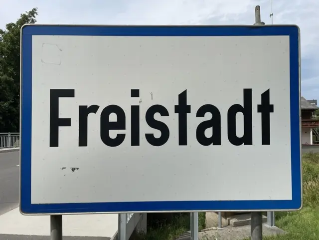 Die Polizei nahm beim Bahnhof in Freistadt ein tschechisches Diebes-Duo fest.  | Foto: MeinBezirk OÖ