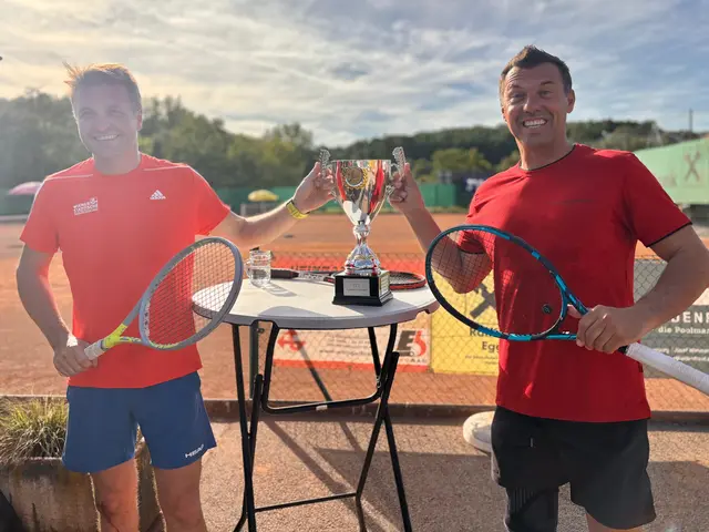 Die "Wiener Städtische" und "Weingartner" kämpften im Finale um den begehrten Wanderpokal.