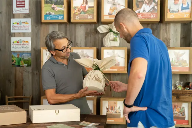 Aus mehr als 300 regionalen Produkten können Kunden wählen und ganz nach ihrem Geschmack ihr Binkerl zusammenstellen. | Foto: Brunner