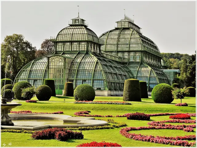 Das Palmenhaus in Schönbrunn zählt zu den bekanntesten Stahlkonstruktionen von Ignaz Gridl. | Foto: Uschi R.
