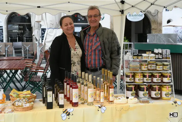 Über 40 Ausstellerinnen und Aussteller begeisterten die zahlreichen Gäste beim Stadt-Land-Fest. | Foto: Bernd Haider