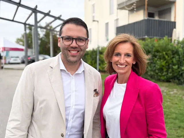 Neos-Spitzenkandidat Karim Pfeil mit der Landesparteivorsitzenden Indra Collini. | Foto: Neos