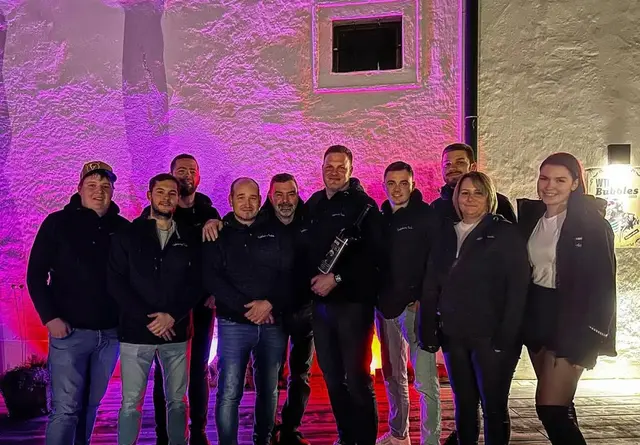 Nach vielen Jahren gibt Michael Fazekas sein Amt als Obmann ab. Sein Nachfolger ist kein Unbekannter: Sascha Kietaibl, langjähriges Mitglied und bereits Obmann-Stellvertreter, wurde zum neuen Vereinsleiter gewählt. | Foto: Liadnbering Teufeln