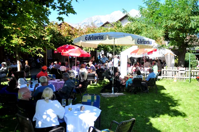 Wer noch nie dort war, sollte sich diesen Gastgarten vielleicht doch mal gönnen. | Foto: Hassl