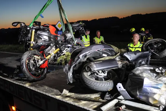 Ein Todesopfer forderte am späten Samstagnachmittag ein folgenschwerer Crash zwischen einem Motorroller und einem Motorrad auf der B122 Voralpenstraße bei Rohr im Kremstal (Bezirk Steyr-Land). | Foto: laumat.at/Matthias Lauber