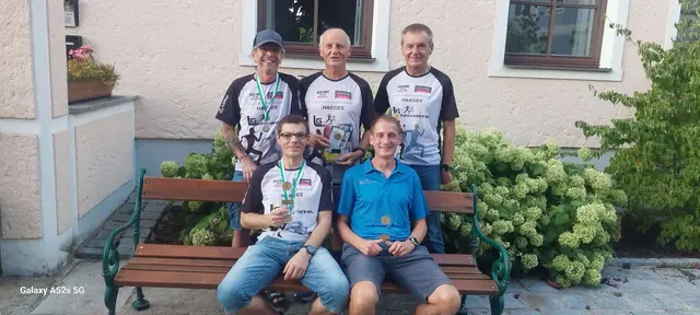 Fünf Athleten der LG Innviertel beim Union-Lauf in Raab.  | Foto: LG Innviertel