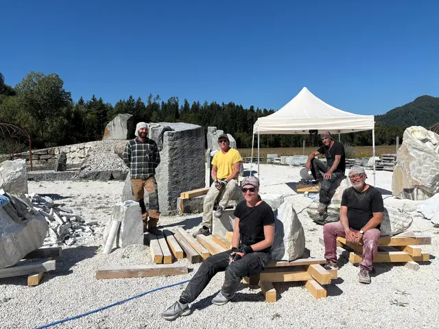 Romana Egartner, Helmut Machhammer (vorne), René Fadinger, Niclas Anatol und Jure Markota (hinten von rechts) in Bergstein | Foto: MeinBezirk.at
