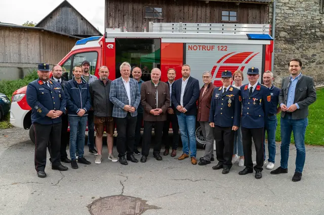 Zahlreiche Ehrengäste waren trotz kleinem Rahemn vertreten. | Foto: Martin Kandolf