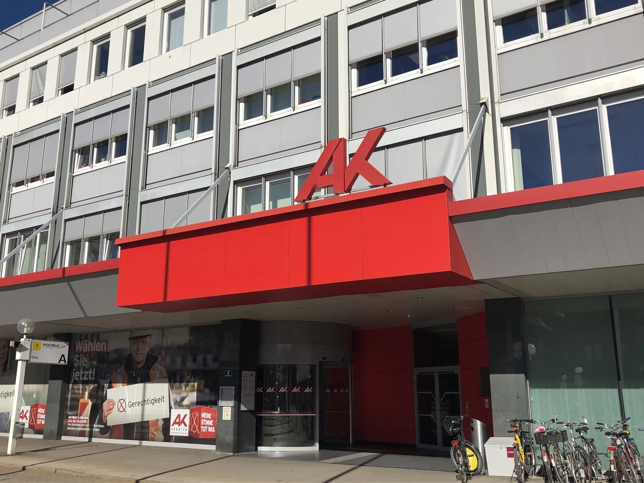 So-sch-tzt-die-Arbeiterkammer-Besch-ftigte-und-Lehrstellensuchende