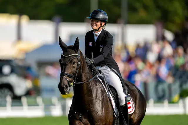 Große Freude über ein historisches Ergebnis: Lea Siegl holt sich Platz fünf in der Eventing-Europameisterschaft. | Foto: FEI