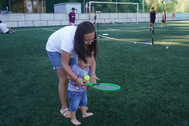 Tennis und Federball muss geübt sein.  | Foto: AMG