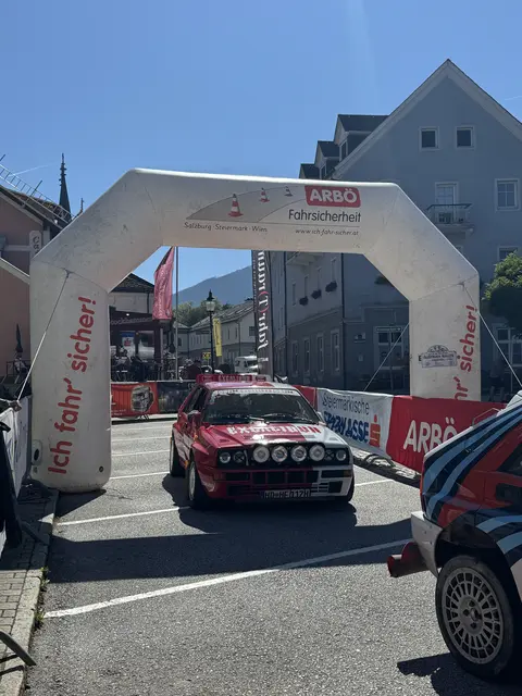 Der Großteil des insgesamt 93 Teams umfassenden Feldes sah auch die Zielflagge. | Foto: MeinBezirk/Bianca Mader