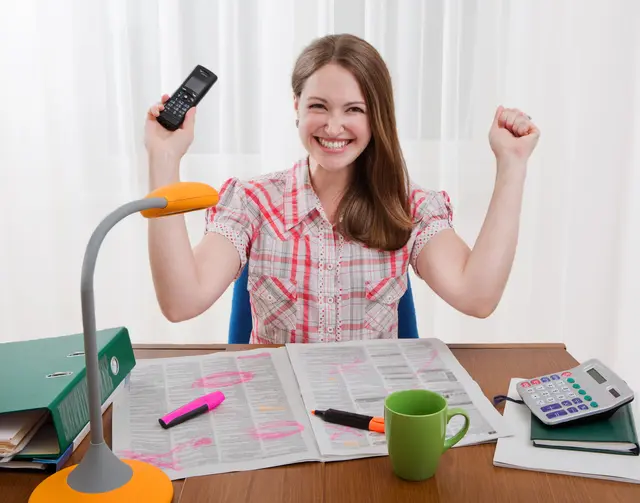 Das Team vom JAW/BBRZ bietet Unterstützung in allen Lebensbereichen, vor und während der Lehre.  | Foto: SmarterPix/Flydragonfly