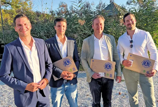 v.li.: Lions Club Präsident Stefan Kogler mit neuen Mitgliedern Thomas Pichler, Markus Köfer, Gregor Sandner | Foto: LC St.Veit an der Glan