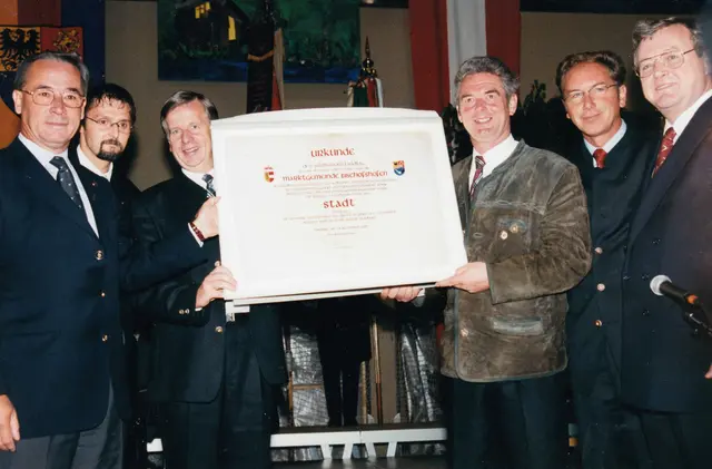 Vor 25 Jahren wurde Bischofshofen zur Stadt. Ein Bild dazu aus dem Archiv der Stadtgemeinde. | Foto: Strauß