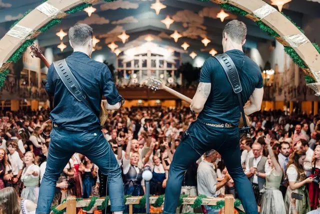 Auf der Wiesn geht auch musikalisch die Post ab. | Foto: München Tourismus, Jan Saurer