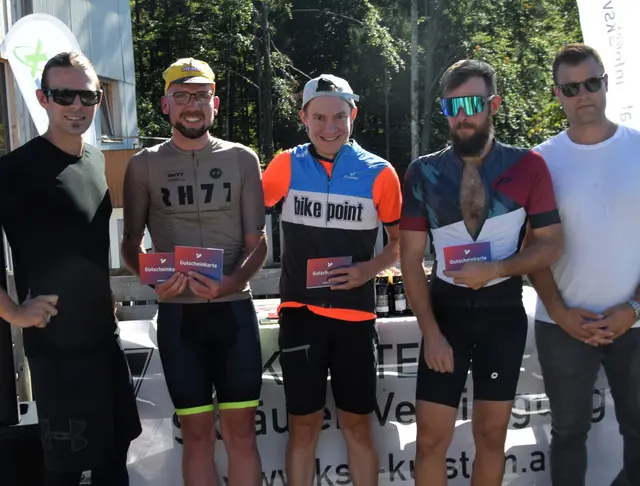 M 30: 1. Christoph Ainetter (arbö bike-point nnsbruck); 2. Fabian Strasser (-----); 3. Christoph Trixl (Spenglerei Trixl). | Foto: Schwaighofer