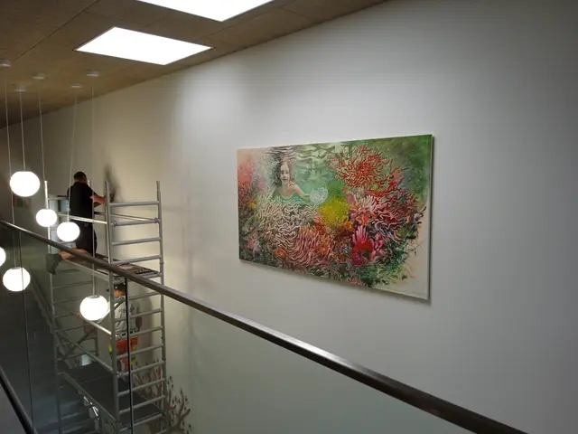  Szenen vom Aufbau, Undine 2024, Öl und Acryl auf Leinwand, 130 x 250 cm | Foto: zVg Ingrid Pröller