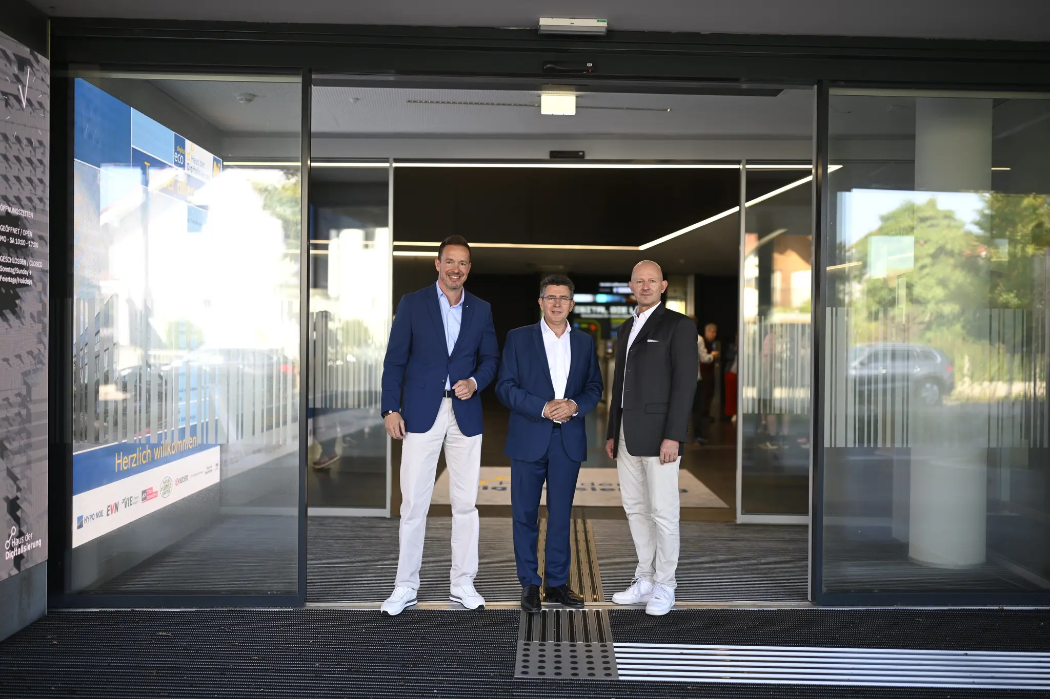 Viele-besuchten-Tag-der-offenen-T-r-im-Haus-der-Digitalisierung