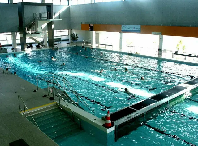 Das Hallenbad Floridsdorf ist seit 1,5 Jahren wegen Sanierungsarbeiten gesperrt. Jetzt gibt es aber einen Eröffnungstermin. | Foto: MA 44