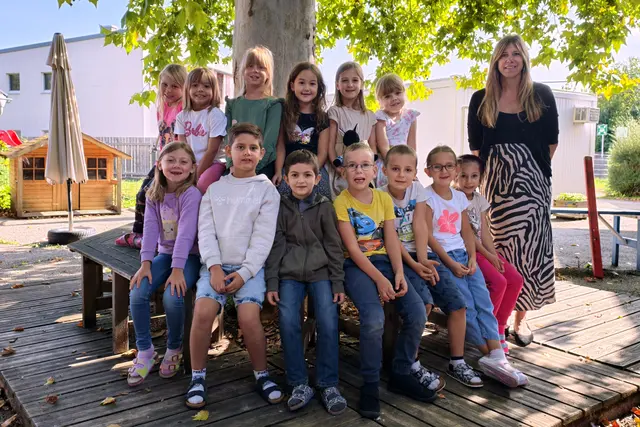 2025 Volksschule Absdorf, 1b mit Klassenlehrerin Simone Vogl. | Foto: Christian Nowotny