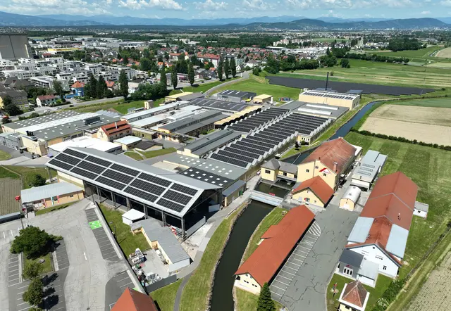 Hochautomatisiertes Werk: Der 370-köpfige Kalsdorfer Roto-Standort erstreckt sich auf über 110.000 Quadratmeter. | Foto: Roto Frank Austria