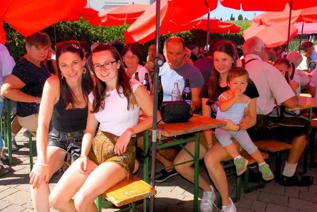 Zahlreiche Besucher genossen das Spektakel bei herrlichen Sonntagswetter 