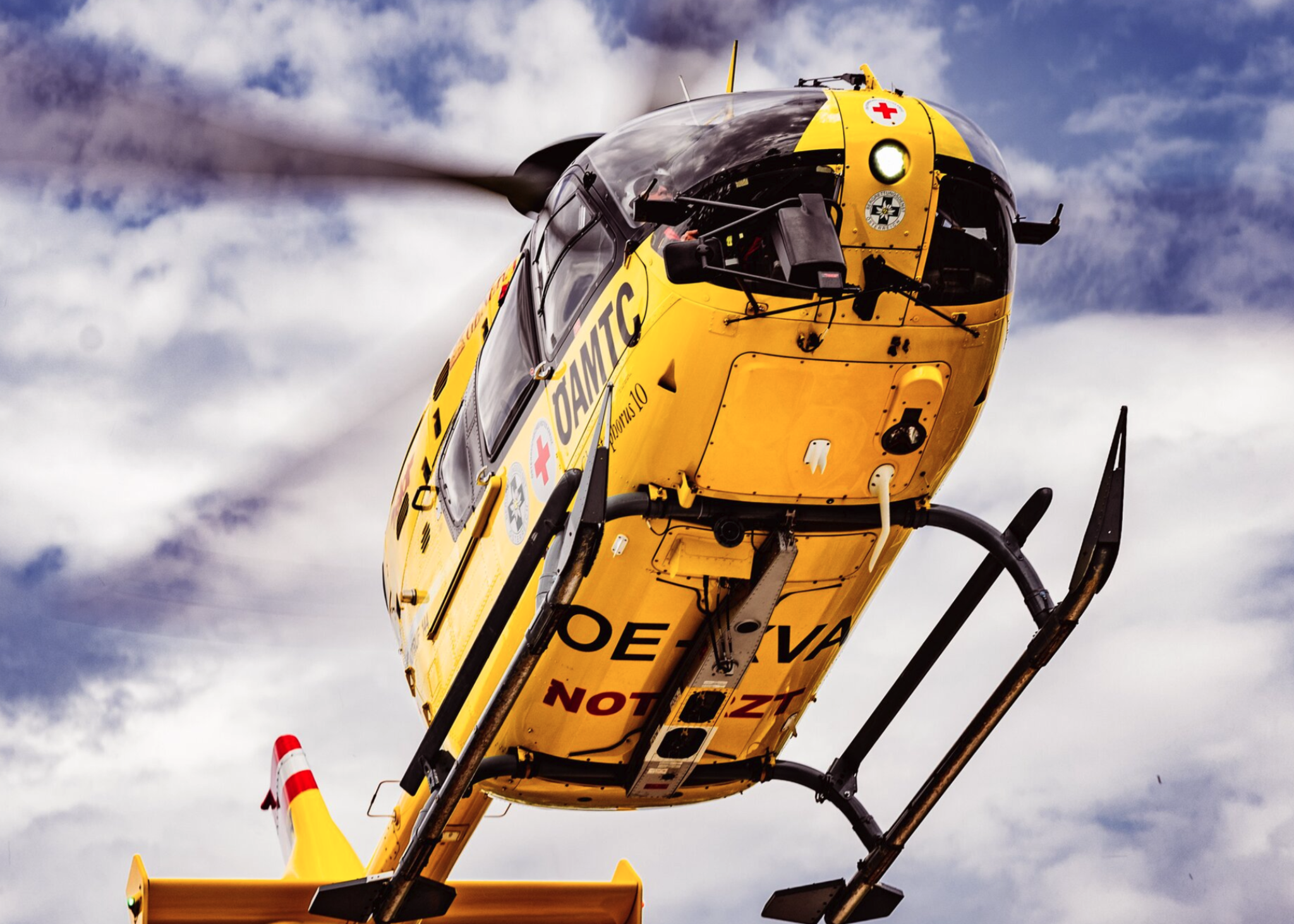 St. Leonhard near Freistadt: Man fell headfirst to the ground from a ...