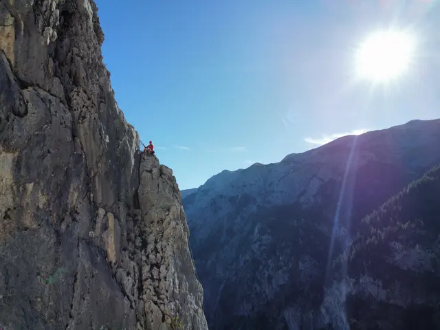 Bergretter in der Kletterroute „Glückspilz“: Aufstieg im siebenten Schwierigkeitsgrad. | Foto: ÖBRD