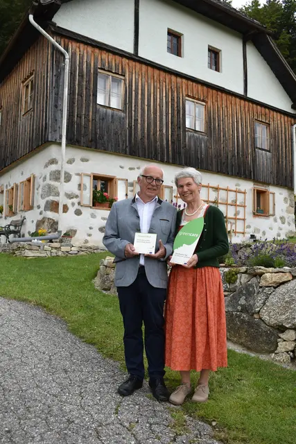 Alfred und Christine Stummer sind ein Green Care-Auszeithof – der Erste im Bezirk Rohrbach.  | Foto: Karin Bayr