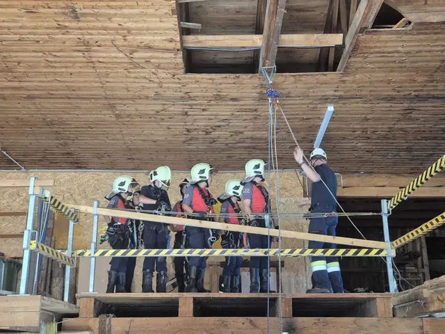 Die Jugendfeuerwehrkameradinnen und Jugendfeuerwehrkameraden bei der Abschnittsübung.  | Foto: BFVMZ/FF Steinhaus