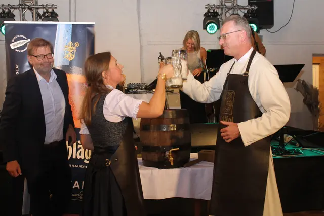 Bergergut-Chefin und Obfrau des Wirte- und Tourismusforums, Eva-Maria Pürmayer, mit Abt Lukas Dikany | Foto: Meßthaller/Schütz