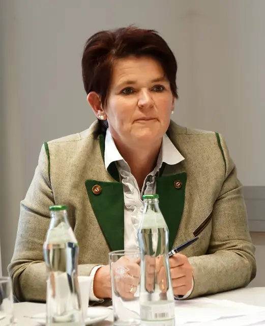 ÖVP-Stadträtin Katharina Seywald kritisiert die Stellungnahme der vier SPÖ-Bürgermeister.  | Foto: Josef Wind