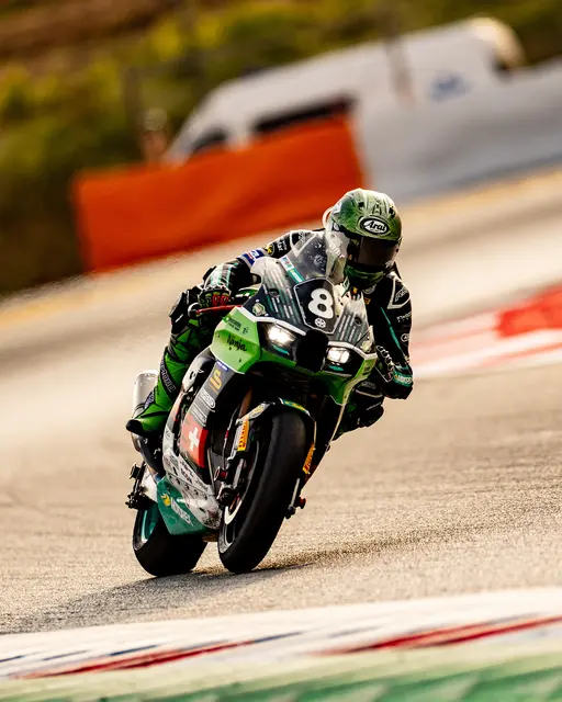 Das Bolliger Team rund um Nico Thöni erreichte in Le Castellet nach einer Aufholjagd den dritten Platz. | Foto: Team Bolliger