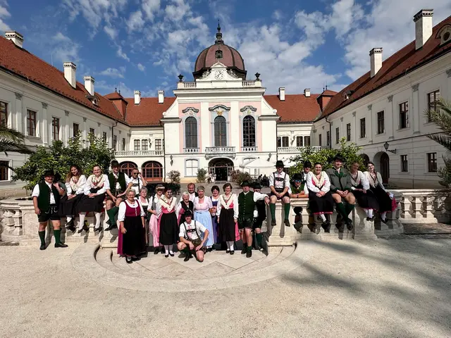 Die Tanzgruppe des Ischler Trachtenvereins unterhielt die vielen Gäste des großen Festes mit Tänzen und Musik aus dem Salzkammergut. | Foto: Trachtenverein GTEV D’Ischler