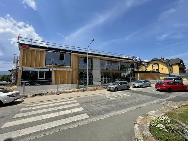 In wenigen Wochen sind der neue Kindergarten und die Multifunktionshalle fertig. | Foto: Gemeinde Söding-St. Johann