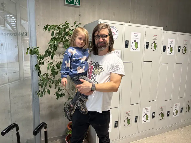 Initiator Christoph Lindner und seine Tochter Auri. | Foto: Nathanael Peterlini/MeinBezirk