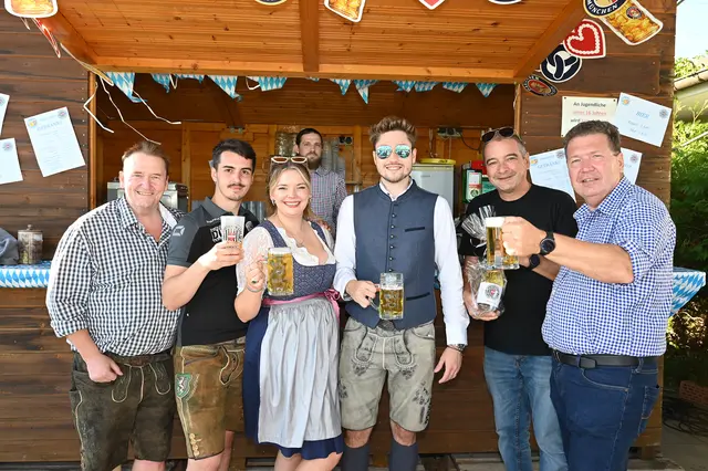 Die 1. SVG Gumpoldskirchen lud zum Oktoberfest. | Foto: Pohl