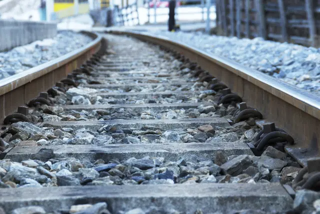 Eine Person sprang am Bahnhof Atzgersdorf auf die Gleise. (Symbolfoto)  | Foto: RegionalMedien Salzburg / pjw