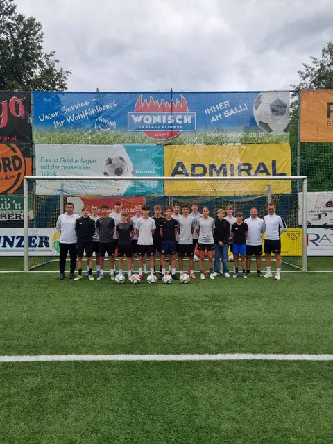16 Schülerinnen und Schüler können in der HAK Deutschlandsberg heuer vorm Unterricht trainieren. | Foto: DSC